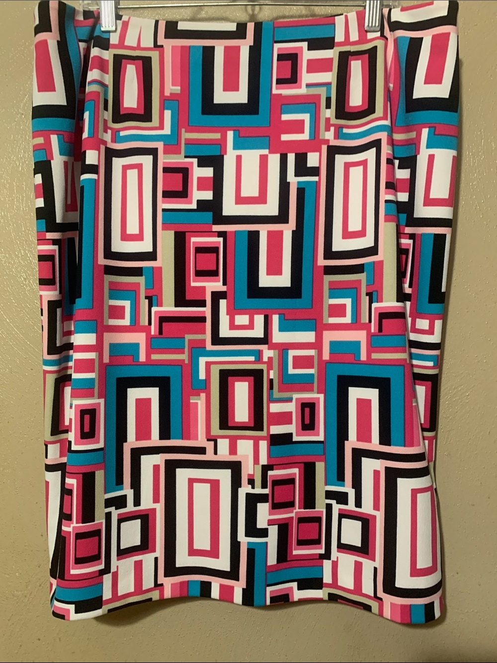 Kasper size 16 Geometric Midi Skirt in Pink, Blue, Black and White